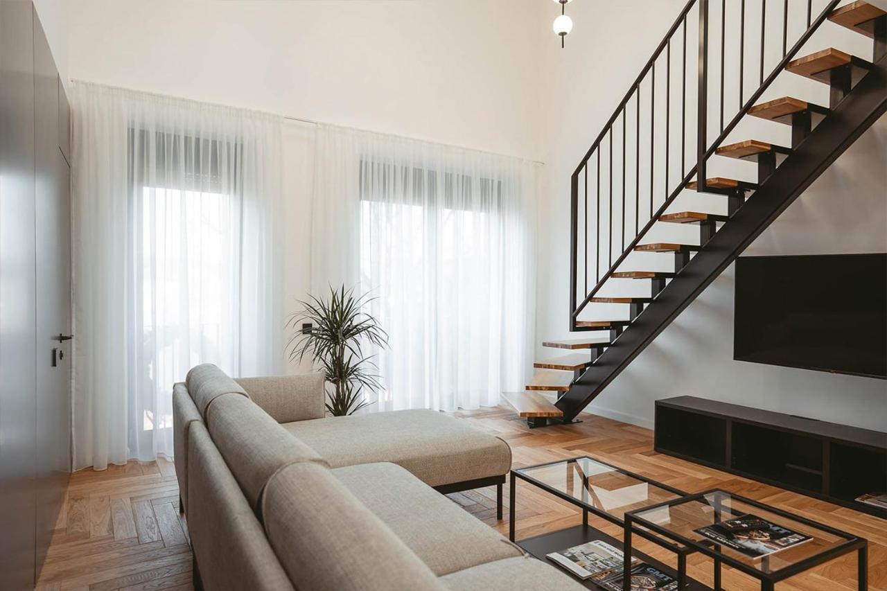 26Bricks Luxury Suites Oradea Buitenkant foto